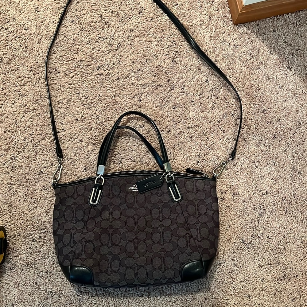 Coach crossbody purse with matching wallet